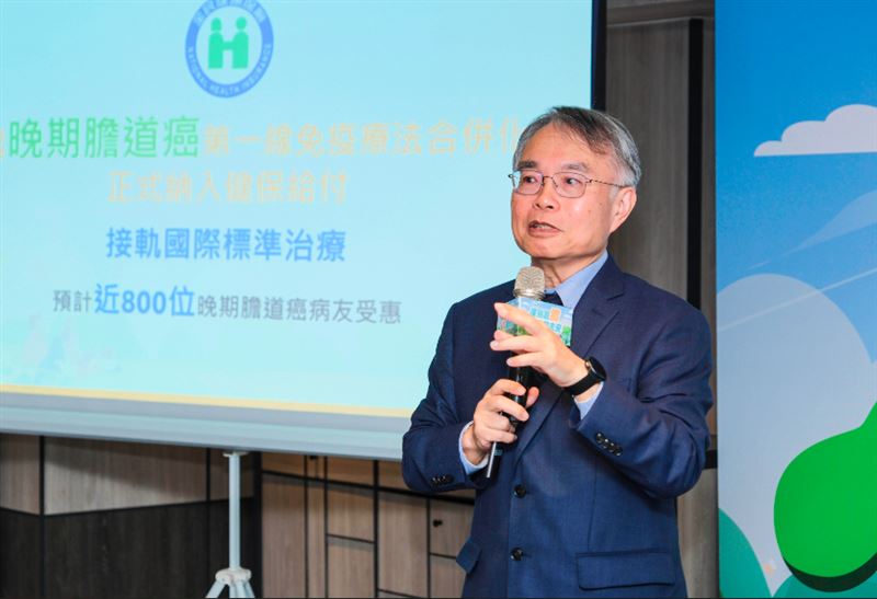 陳仁熙提醒，民眾若出現胃腸不適超過3週、體重減輕、消化不良等情形時，可能是胃癌徵兆，該儘速就醫檢查。（圖／記者簡浩正攝影）