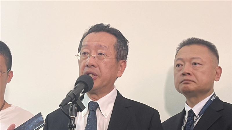 遼寧艦航越第二島鏈　顧立雄：充分掌握