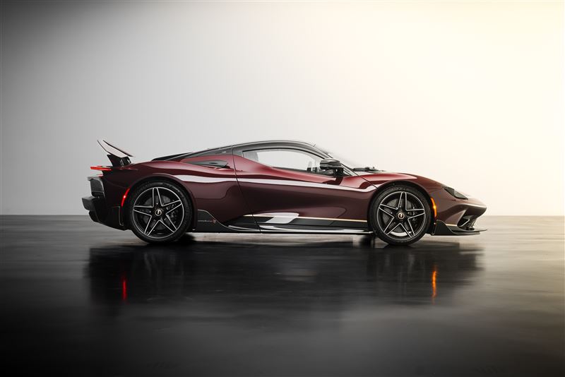 Battista Novantacinque純電超跑配備4具電動馬達,爆發1,900匹馬力。(翻攝Pininfarina)