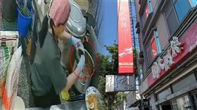 衛生局,周氏蝦捲,台南,員工,滷鍋,客人,監視器,油豆腐,店長,廚餘,食材,小老闆,咬痕