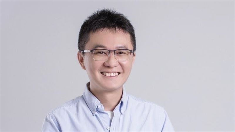 藍委前助理林岳龍涉共諜案　沈伯洋狠酸