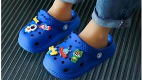 中國電商平台熱賣的兒童涼鞋中，半數產品含有害物質鄰苯二甲酸酯超標，最高超標達509倍。（圖／翻攝自中國質量萬里行）