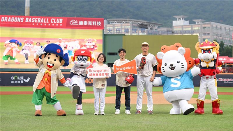 Be supporters! 年李多慧將獻出第一次