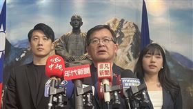 ▲國民黨文傳會主委林寬裕(中)中常會後轉述。（圖／記者蘇晏男攝影）