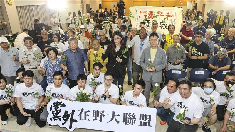 林俊憲：背後指揮官不再信任藍，派督戰隊