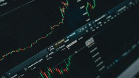 ▲隨著美股漲勢趨緩，台股盤中無前幾日大漲之勢。（示意圖／PEXELS ） 