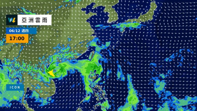 林孝儒表示,熱帶性低氣壓預計今日下半天至明日清晨會通過。(圖/翻攝自天氣風險 WeatherRisk臉書)