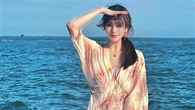 大陸網紅妍妍醬黑歷史被起底。（圖／翻攝自微博）