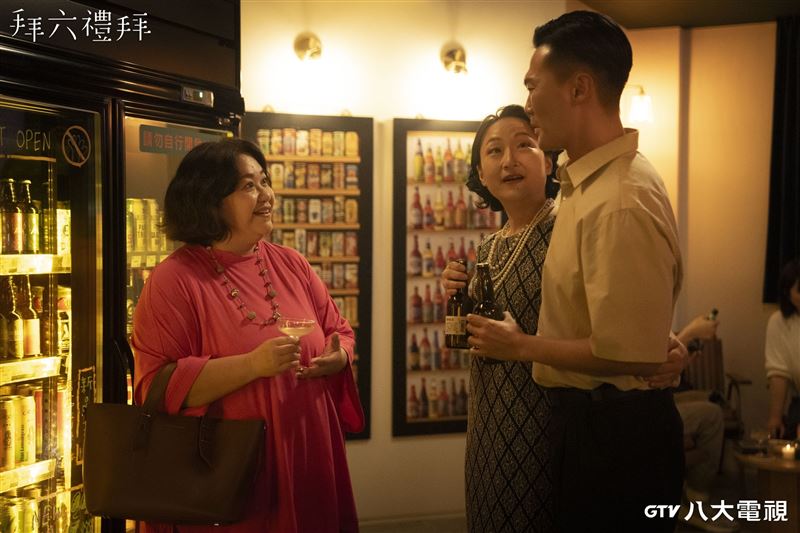 鍾欣凌《拜六禮拜》（左起）中介入廖梨伶、林俊逸婚姻。（圖／八大提供）