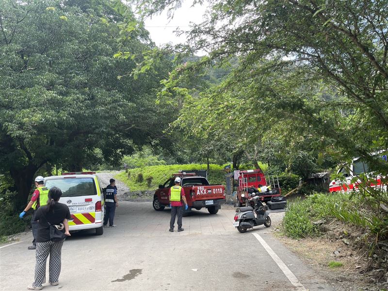 由於海神宮瀑布在深山裡且路途遙遠,當警消趕到救援時都已經奄奄一息。(圖/翻攝畫面)