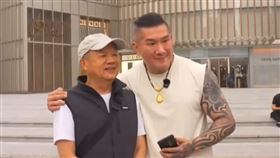 館長訪中猛讚處處好　挨諷「陳姥姥逛大觀園」