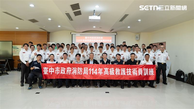 台中市消防局推動「提升大台中緊急救護能量計畫」,辦理高級救護技術員訓練。(圖/台中市消防局提供)