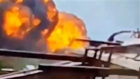 印度航空墜機（圖／AP／Viral Press 授權）