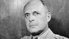 ▲馬修·邦克·李奇威（英語：Matthew Bunker Ridgway，1895年3月3日—1993年7月26日），是美國陸軍上將（圖／翻攝自維基百科）