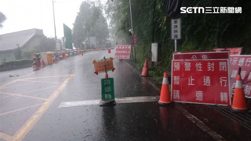台20線梅山口至向陽路段預警性封閉。(圖/翻攝畫面)