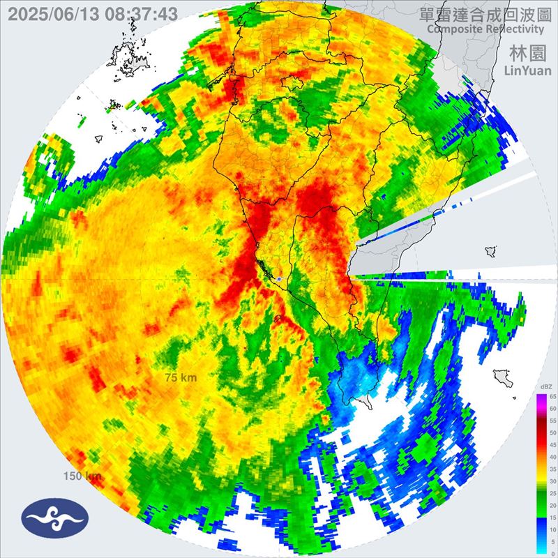 高雄、台南未來一小時雨勢特別強烈。(圖/翻攝自「台灣颱風論壇|天氣特急」臉書)