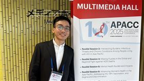 劉安喬與其他講者合影。（圖／記者簡浩正攝影）