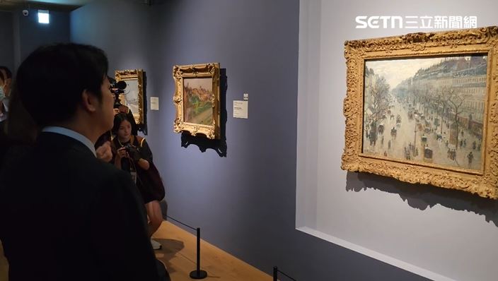 賴清德看展。（圖／翻攝畫面）