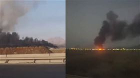 伊朗遭到以色列突襲，被空襲的納坦茲核設施燃起大火，竄出大量黑色濃煙。（圖／翻攝自X）