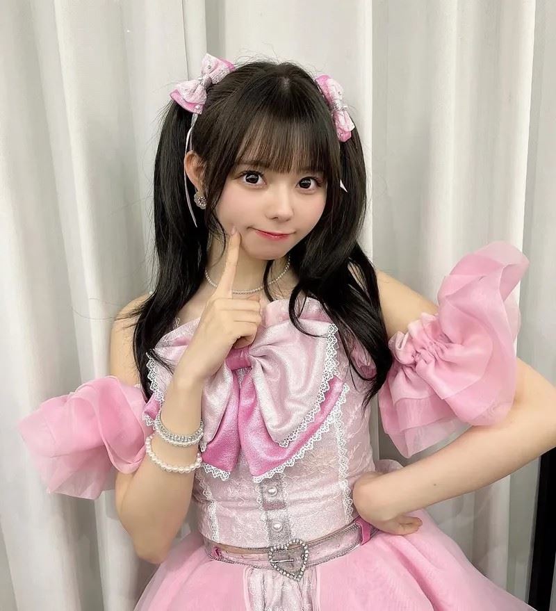 大森莉緒13歲出道,拍照零死角,超可愛。(圖/翻攝IG@rio.ohmori)