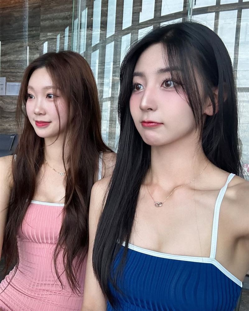 睦那京(右)與樸淡備到釜山旅遊2人夢幻同框。(圖/翻攝自neck_na_a IG)