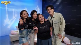 孫淑媚（左起）、丁寧、鍾欣凌、王品澔宣傳新戲。（圖／八大提供）
