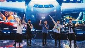 五月天25週年巡迴演唱會一連三天和9萬名歌迷哈爾濱國際會展體育中心體育場狂歡。（圖／相信音樂提供）