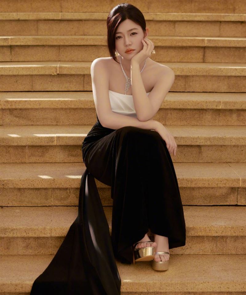陳妍希和陳曉離婚4個月。（圖／翻攝自微博）