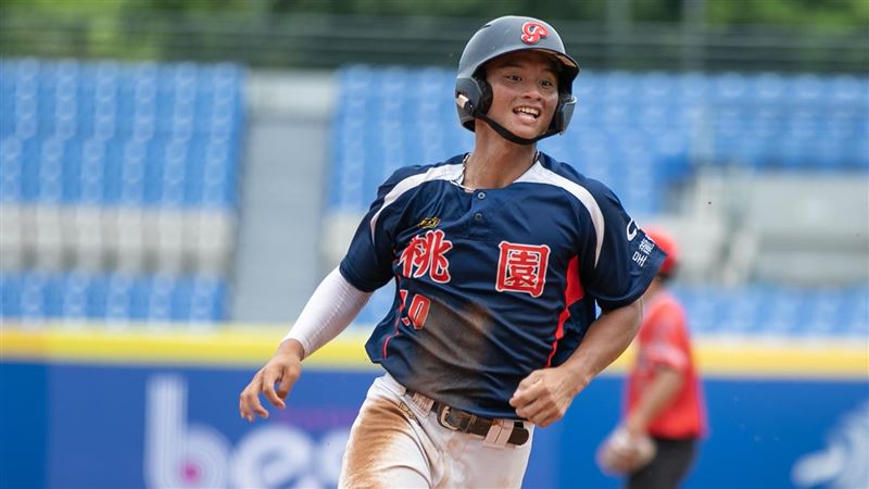 平鎮高中捕手江庭毅確定投入中職選秀。(圖/中華棒協提供)