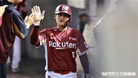 ▲中職36年例行賽，樂天桃猿三壘手林承飛靠李勛傑安打回本壘得分。（圖／記者劉彥池攝影）