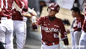 ▲中職36年例行賽，樂天桃猿中外野手林政華跑回第7分。（圖／記者劉彥池攝影）