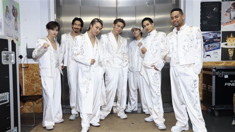 「林志玲的她」突現身　AKIRA嚇傻反應曝