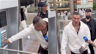 館長見「行動電源租借」驚訝　網傻眼抓包