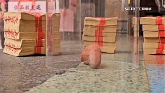 神蹟！百年老廟半年擲「2立筊」地震不倒