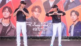 ▲統一獅林安可上台大秀舞技。（圖／統一獅提供） 