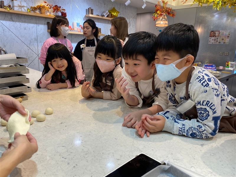 料理課程融入STEAM教育概念。(圖/窩廚房提供)