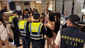 酒店妹綁架人夫激戰百次　吃元配醋大暴走