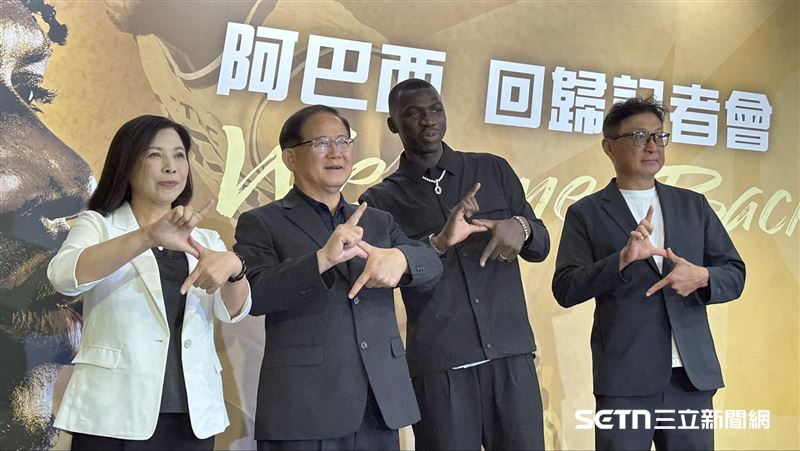 「台灣黑豹」阿巴西返台回歸中信特攻。(圖/記者蔡厚瑄攝影)