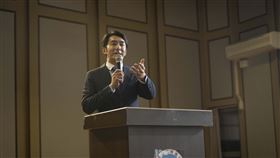 《拜六禮拜》李李仁疑殺妻，懸疑劇情奪收視最高點。（圖／華視、公視台語台提供）