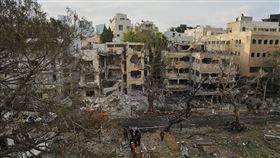 伊朗半夜飛彈攻擊以色列。（圖／美聯社／達志影像）