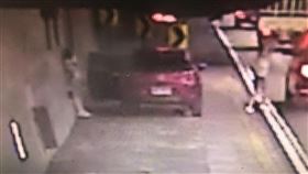 新北,雪隧,吵架,母女,家暴。（圖／翻攝畫面）