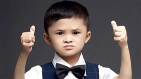 小馬雲沒流量「被丟回鄉下」近況慘。（圖／翻攝自微博）