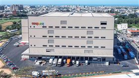 Coupang酷澎今日在台舉辦首場公開活動， 正式宣布啟用以人工智慧驅動的第二座物流中心。