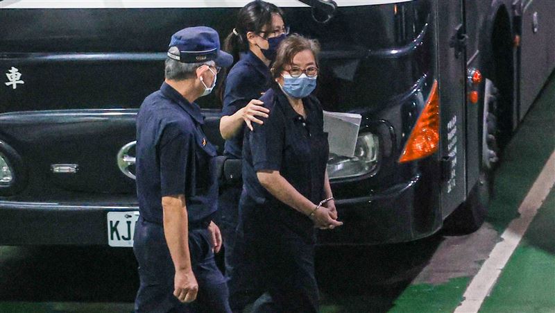 律師：黃呂錦茹情勒無助化解串證等羈押疑