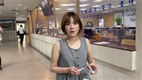 網紅陳沂被控轉載「女人大律師李怡貞」粉專上一圖卡，嘲諷圖卡有錯字，再順勢推銷代言的葉黃素食品，被陳怡貞提告違反著作權法，台北地檢署偵辦後起訴陳沂。台北地院今天再度開庭，陳沂受訪表示，覺得被告的很莫名其妙，大家都知道Ｍeta的虛擬替身的著作權是屬於Ｍeta的，沒想到會有人占為己有，很擔心下次開庭是否要傳祖克柏來證明著作權是Ｍeta的。