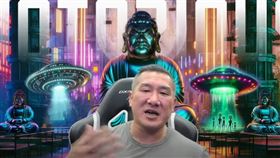 館長（圖／翻攝館長惡名昭彰YT）