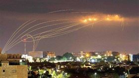 ▲以色列鐵穹擋下多枚飛彈，是以色列重要的空中防禦系統。（圖／翻攝自X平台@IDF帳號）