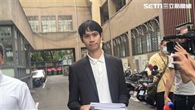 Andy僅低調表達謝謝關心後，便加速離去。（圖／記者黃翎瑄攝）