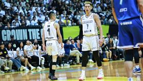 ▲新北國王林書豪關鍵時刻犯滿畢業。（圖／新北國王提供） 