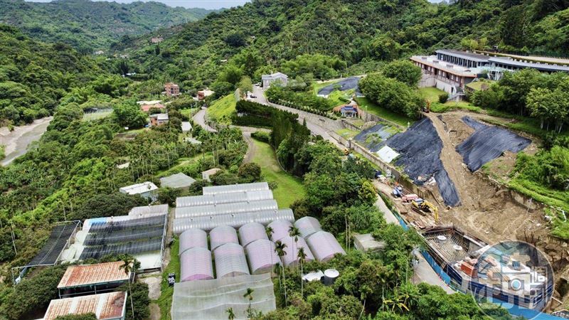 台中最大陰宅案擋土牆爆掏空！居民批龍巖